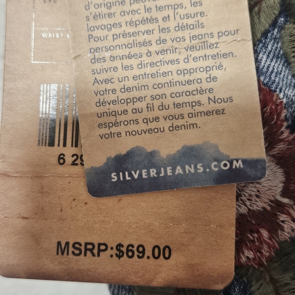 NWT Silver Aiko embroidered distressed shorts size 25 - Picture 4 of 12